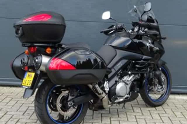 Suzuki V-Strom (2005) thumbnail 3