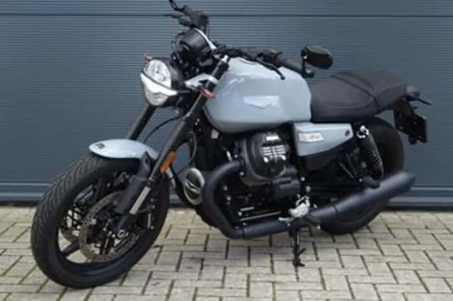 Moto Guzzi V7 (2025) thumbnail 5