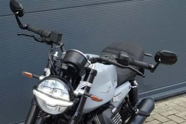 Moto Guzzi V7 (2025) thumbnail 6