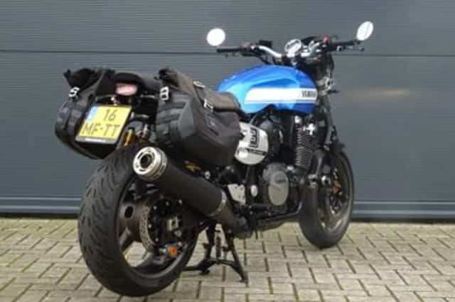 Yamaha XJR 1300 (2015) thumbnail 3
