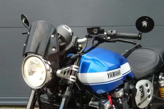 Yamaha XJR 1300 (2015) thumbnail 6
