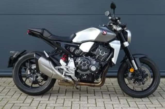 Honda CB1000R (2020) thumbnail 2