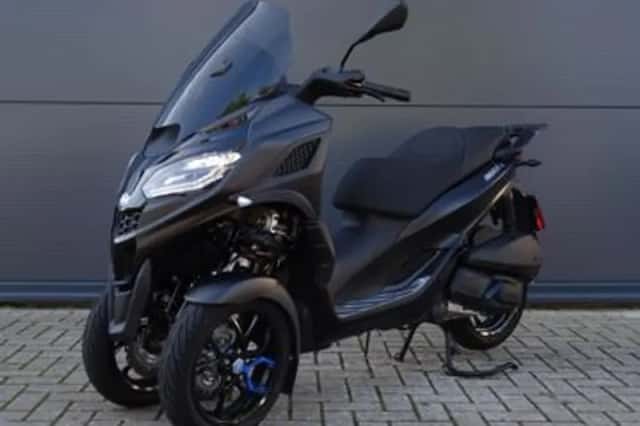 Piaggio MP3 310 (2026) thumbnail 3