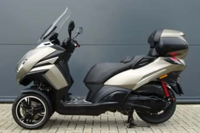 Peugeot Metropolis 400 (2023) thumbnail 5