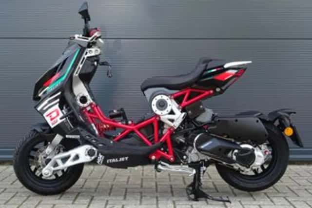 Italjet Dragstar 200 Limited Edition (2026) thumbnail 4