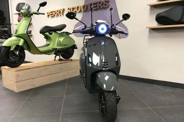 Vespa Sprint (2026) thumbnail 2