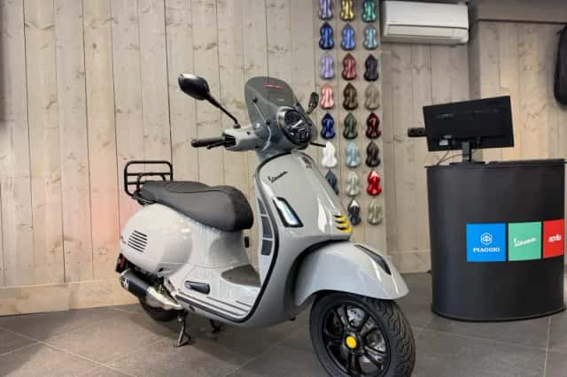 Vespa GTS 310CC (2026) thumbnail 1