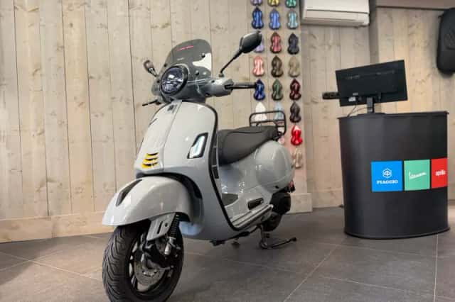 Vespa GTS 310CC (2026) thumbnail 2