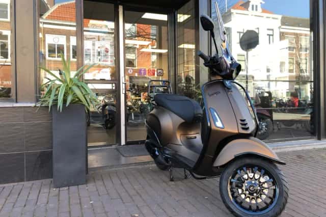 Vespa Sprint (2026) thumbnail 2