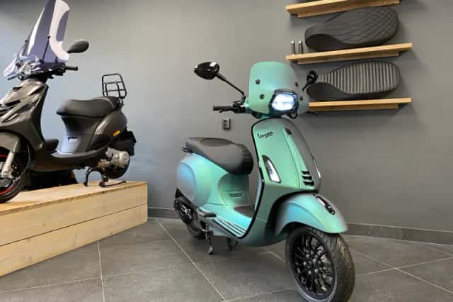 Vespa Sprint (2026) thumbnail 1