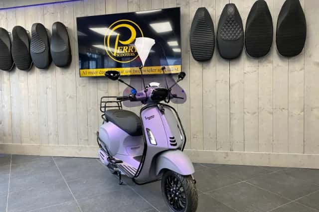 Vespa Sprint (2026) thumbnail 1