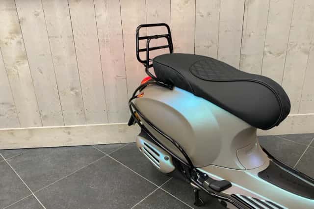 Vespa Sprint (2026) thumbnail 6