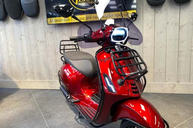 Vespa Sprint (2026) thumbnail 6