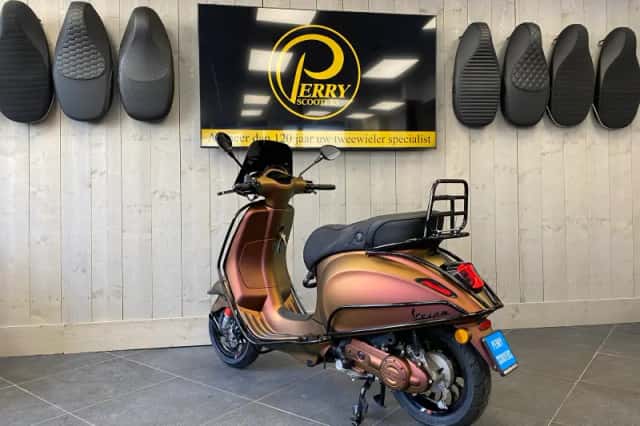 Vespa Sprint (2026) thumbnail 4