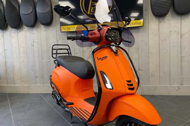 Vespa Sprint (2026) thumbnail 2