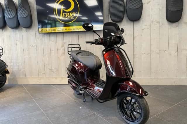 Vespa Sprint (2026) thumbnail 2