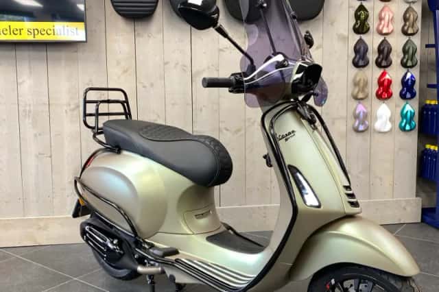 Vespa Sprint (2026) thumbnail 3
