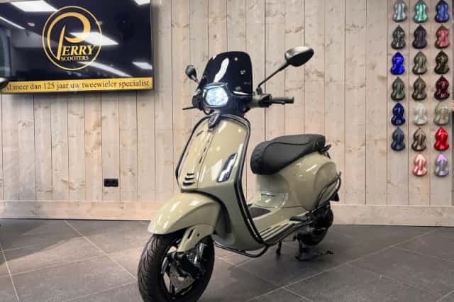 Vespa Sprint (2026) thumbnail 2