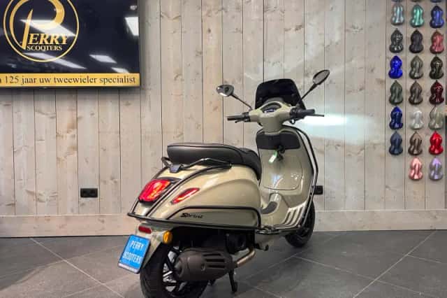 Vespa Sprint (2026) thumbnail 3
