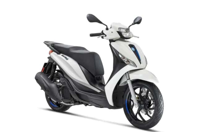 Piaggio MEDLEY 200CC SPORT EURO5+ Matzwart (2026) thumbnail 3