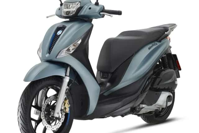 Piaggio MEDLEY 200CC SPORT EURO5+ Matzwart (2026) thumbnail 5