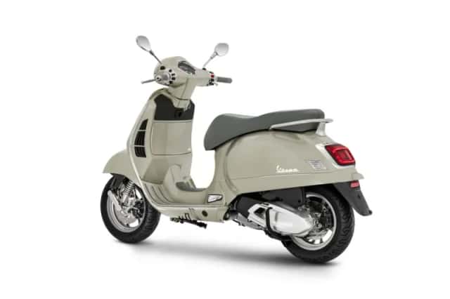 Vespa GTS 310 (2026) thumbnail 2