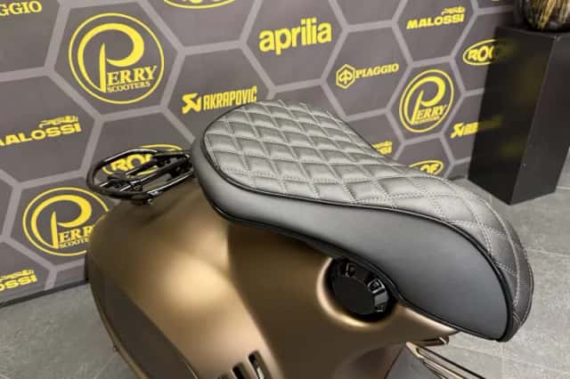 Vespa 946 125 (2026) thumbnail 6