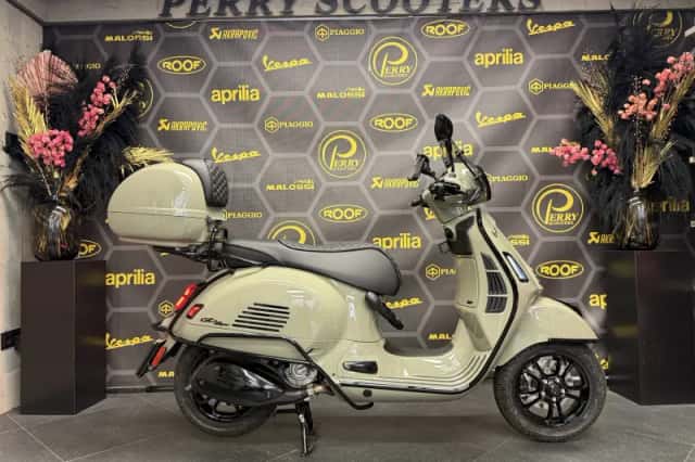 Vespa GTS 310CC (2026) thumbnail 2