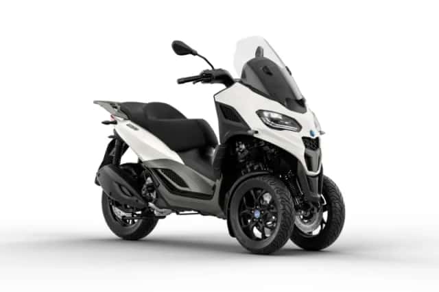 Piaggio MP3 310 (2026) thumbnail 1