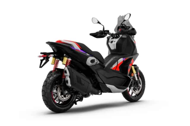 Aprilia SR GT 400 (2026) thumbnail 3