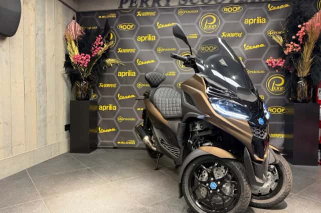 Piaggio MP3 310 (2026) thumbnail 6