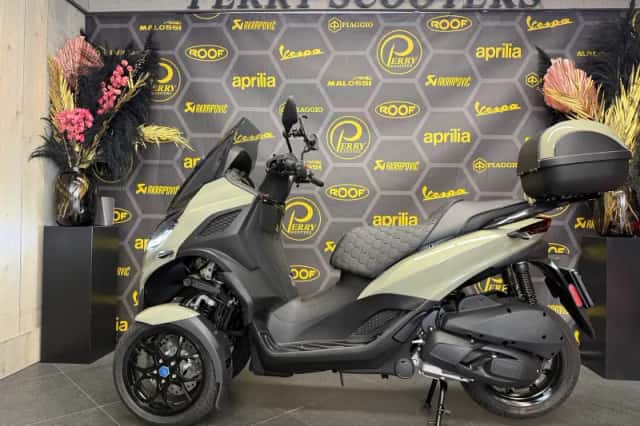 Piaggio MP3 310 (2026) thumbnail 3