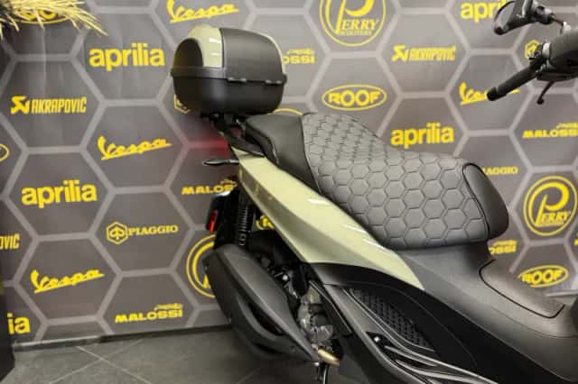 Piaggio MP3 310 (2026) thumbnail 5