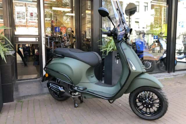 Vespa Sprint (2026) thumbnail 2