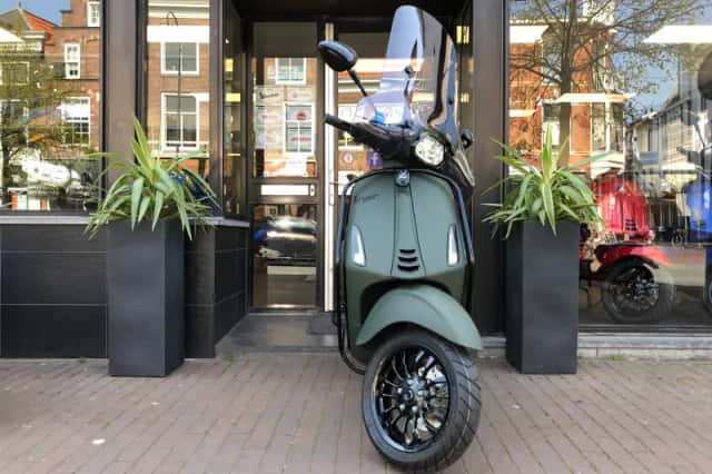 Vespa Sprint (2026) thumbnail 5