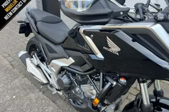 Honda NC750X (2026) thumbnail 6