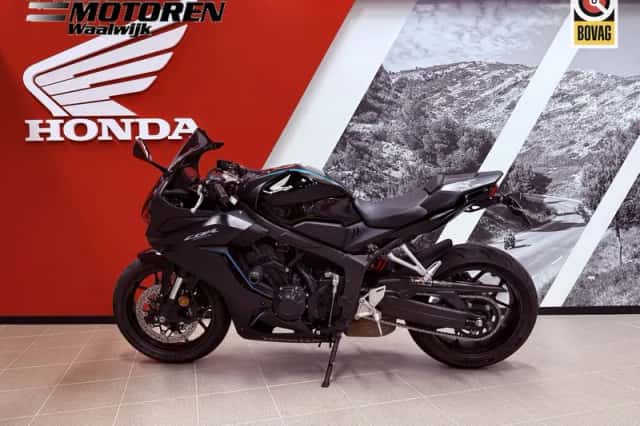 Honda CBR 650 RAP (2023) thumbnail 3