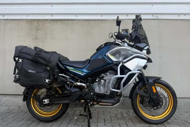 CFMoto 800 MT Touring (2023) thumbnail 1