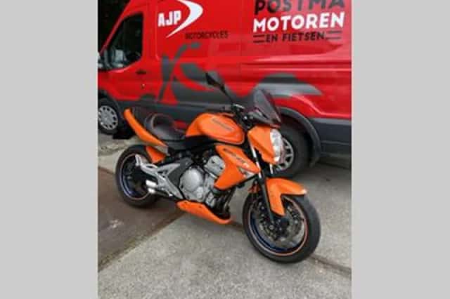 Kawasaki Er-6n (2007) thumbnail 2