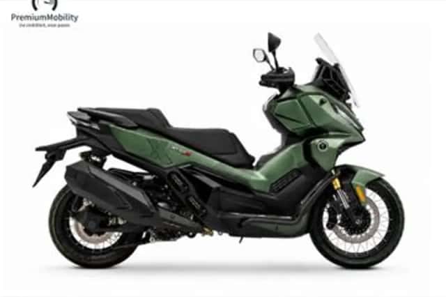 Voge SR 450 X (2026) thumbnail 2
