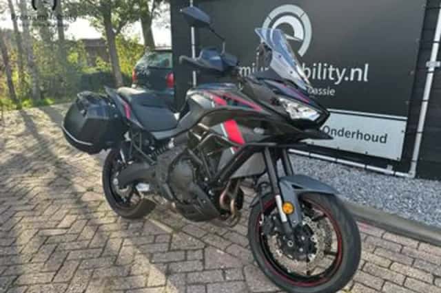 Kawasaki Versys 650 (2024) thumbnail 4