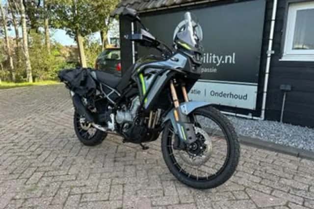 CFMoto 450 MT (2026) thumbnail 4