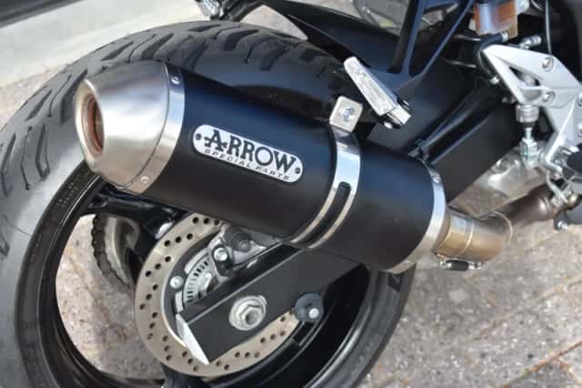 Suzuki GSR750 (2012) thumbnail 6