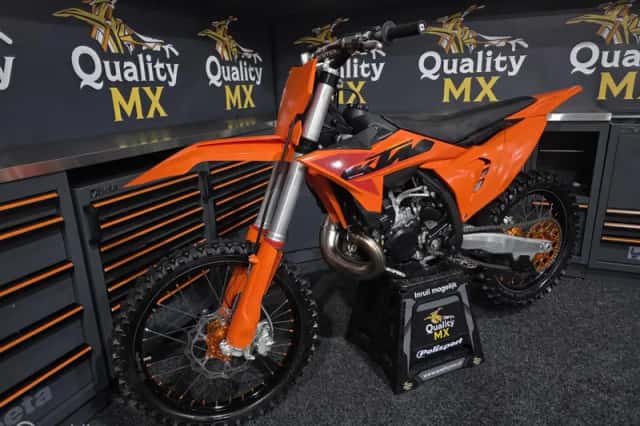 KTM Sx 250 2 takt 250cc (2025) thumbnail 3