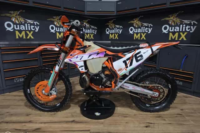 KTM 250 EXC Enduro (2021) thumbnail 2