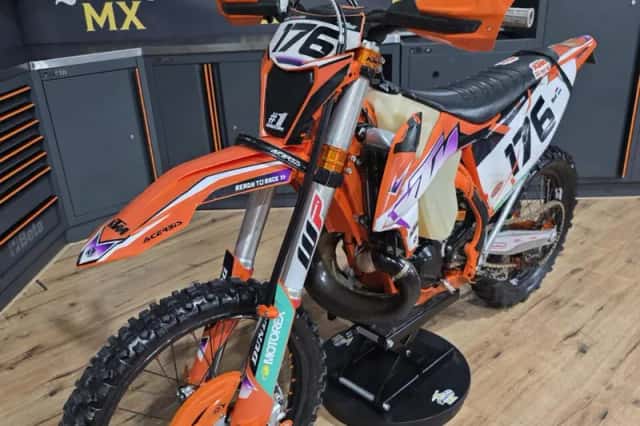 KTM 250 EXC Enduro (2021) thumbnail 3