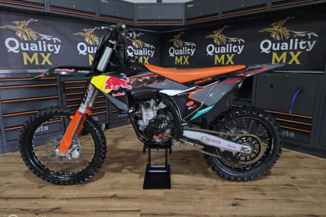 KTM SX-F 250 4 (2024) thumbnail 2