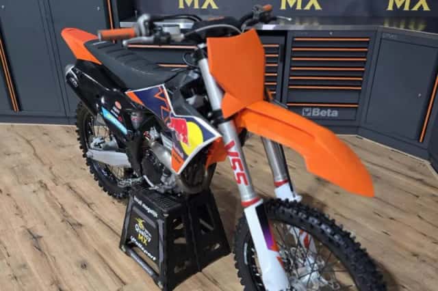 KTM SX-F 250 4 (2024) thumbnail 3