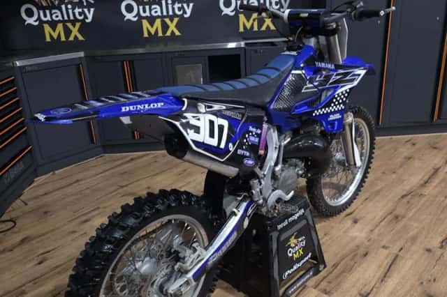 Yamaha YZ 125 (2005) thumbnail 3