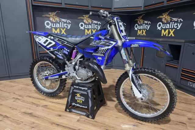 Yamaha YZ 125 (2005) thumbnail 5